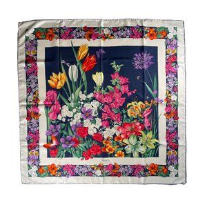 Vintage Gucci Silk Scarf – Flora Print